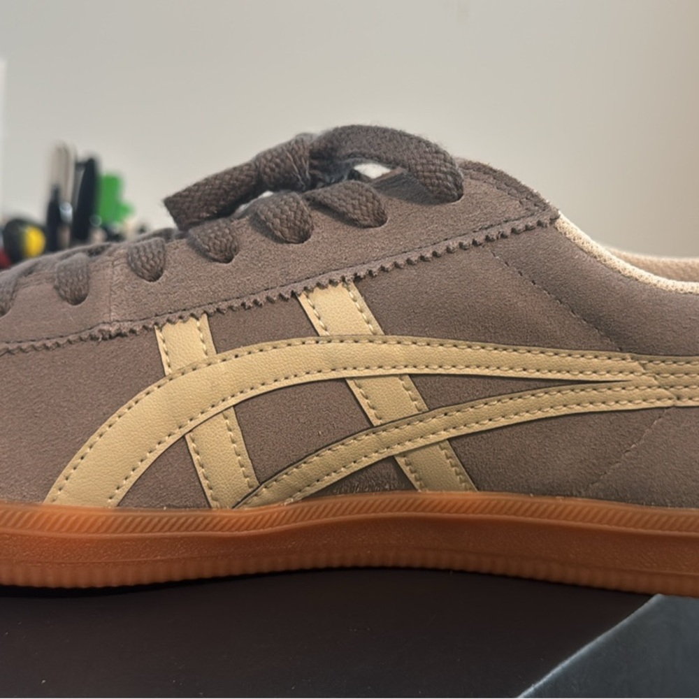 Onitsuka Tiger by Asics Men's Gray and Cream Sneakers - Picture 5 of 6